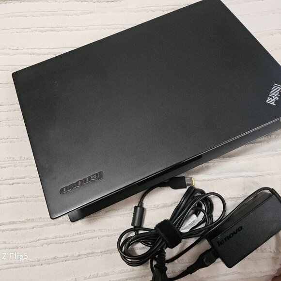 Lap top lenovo - Picture 3 of 6